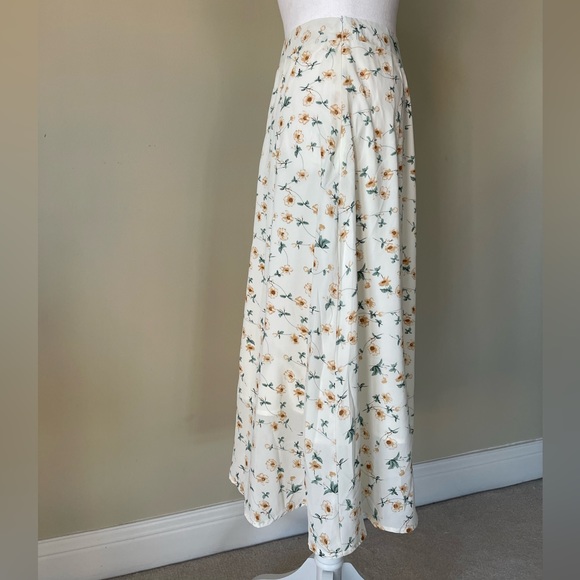 DAZY Allover Floral Print High Waist Lined Maxi Skirt, Ruffle Fall EUC Size 4 - Picture 7 of 9